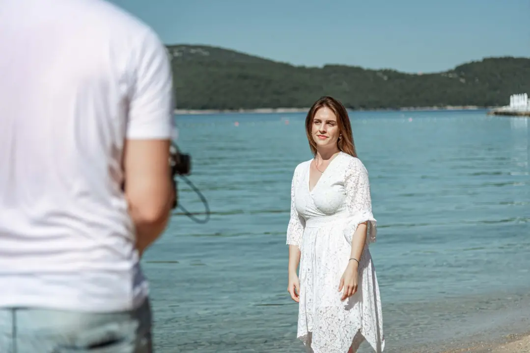 Šibenska lipost i kripost u video spotu Mladena Grdovića Sveta zemlja Dalmatina 