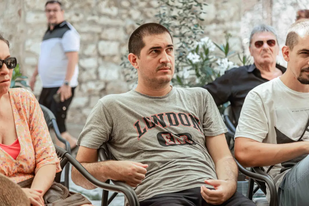 Pjesnikinje Edita Vlahov i Duška Krnić čitale stihove članovima Kamenčića 