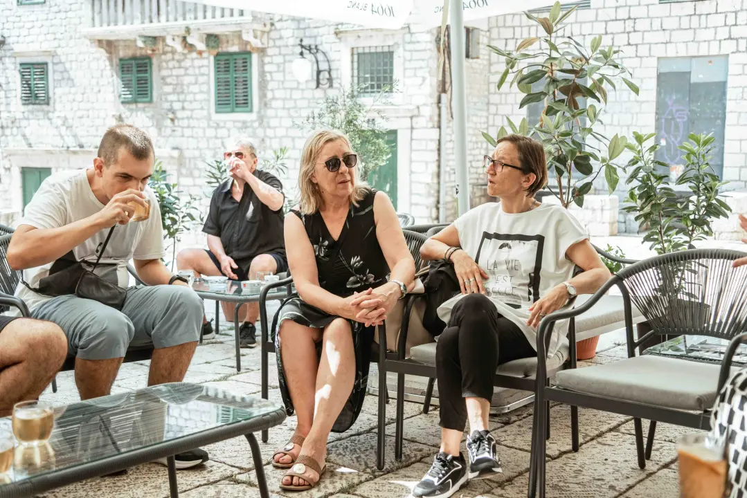 Pjesnikinje Edita Vlahov i Duška Krnić čitale stihove članovima Kamenčića 