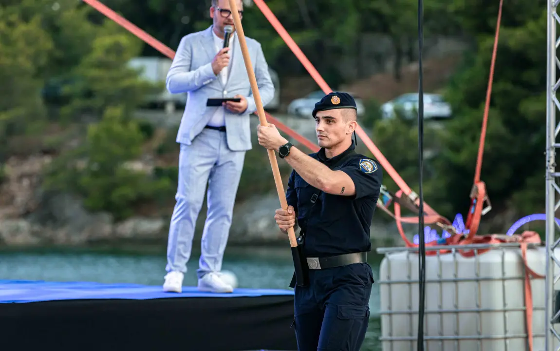 Na Martinskoj se okupili policajci, a Božinović poručio: 'Jedna smo od najsigurnijih zemalja na svijetu'