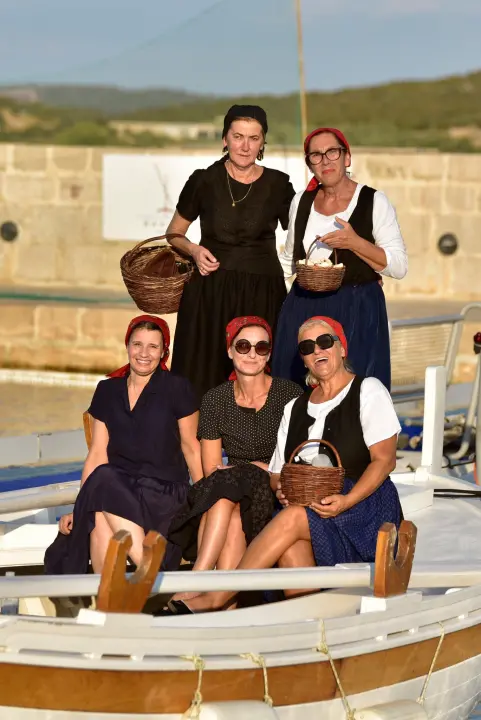 Mačkove mace odnijele pobjedu na tradicionalnoj veslačkoj regati 'Dlan i veslo'