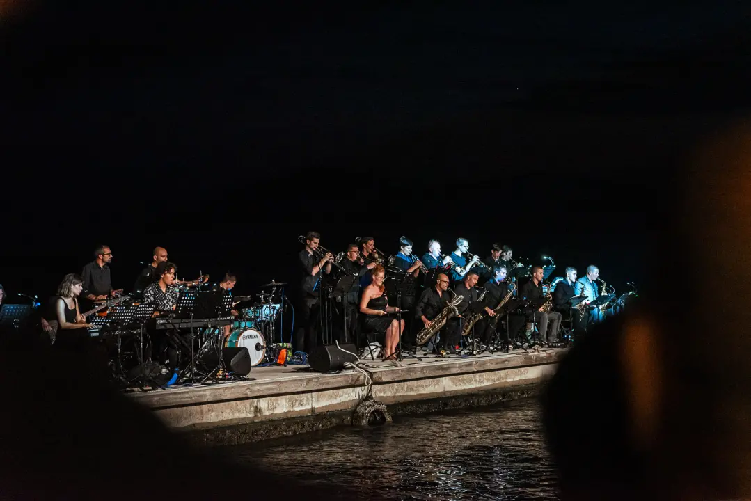 Uz Sjene, Big Band Šibenik i DJ-a obilježen dan kad je Šibenik dobio javnu rasvjetu na izmjeničnu struju