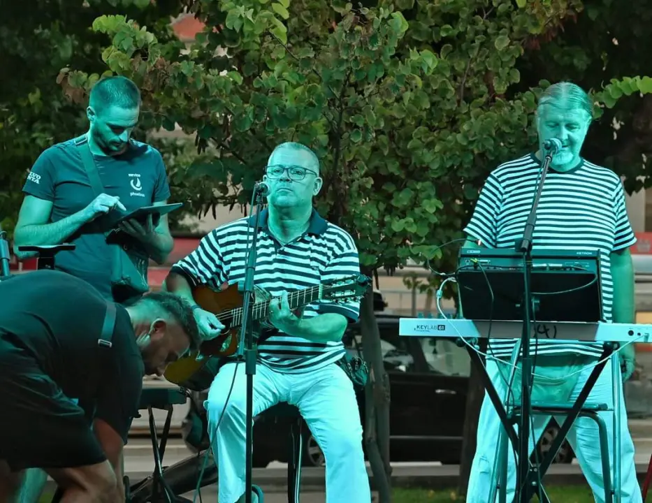 Na latu, na lešo, u rižotu, na buzaru: Zatonjani održali još jednu veselu Pidočijadu