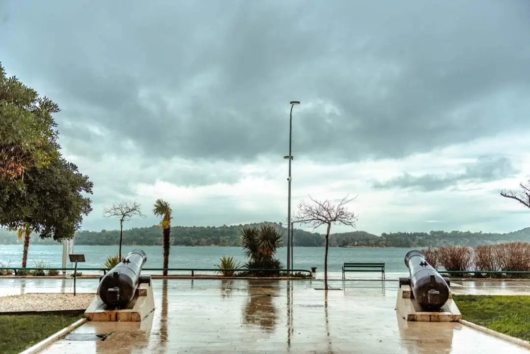 Upaljen meteoalarm: Stiže promjena vremena, južina i pljuskovi