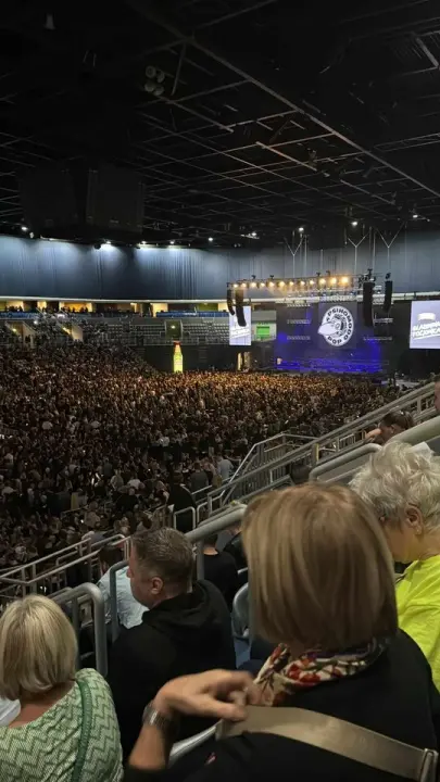 Spektakl u Areni: Vodička glazba uveličala 40. jubilej Psihomodo Popa
