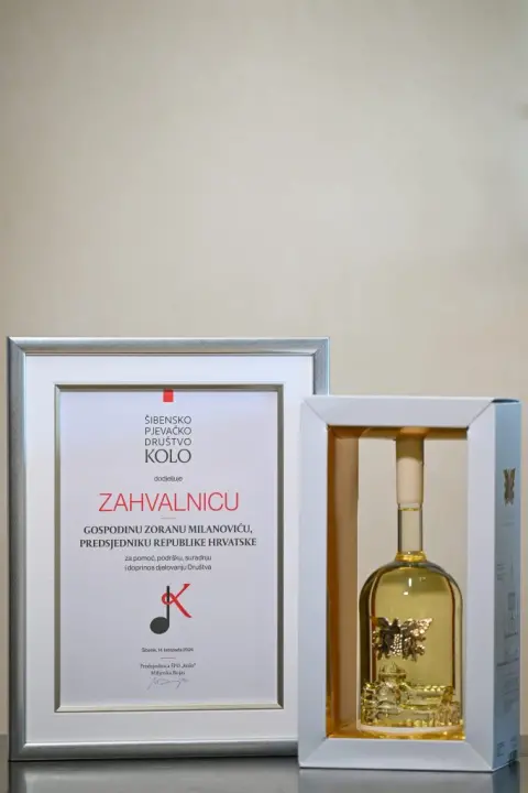 Šibenski 'Kolaši' u posjetu predsjedniku Milanoviću