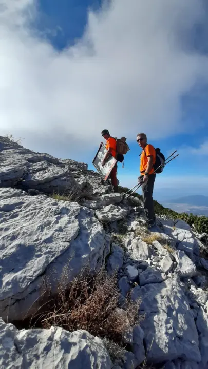 Šibenski planinari Draženu u čast popeli se na Sinjal: ''Iako već dugo nisi sa nama i dalje si na vrhu'