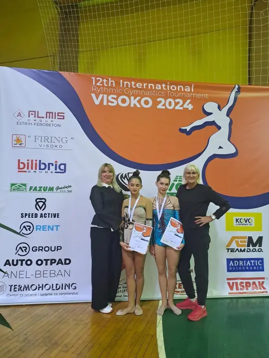Gimnastičarke Šibenik-Dalmacije na međunarodnom natjecanju do dva zlata u duetu i još dvije individualne medalje