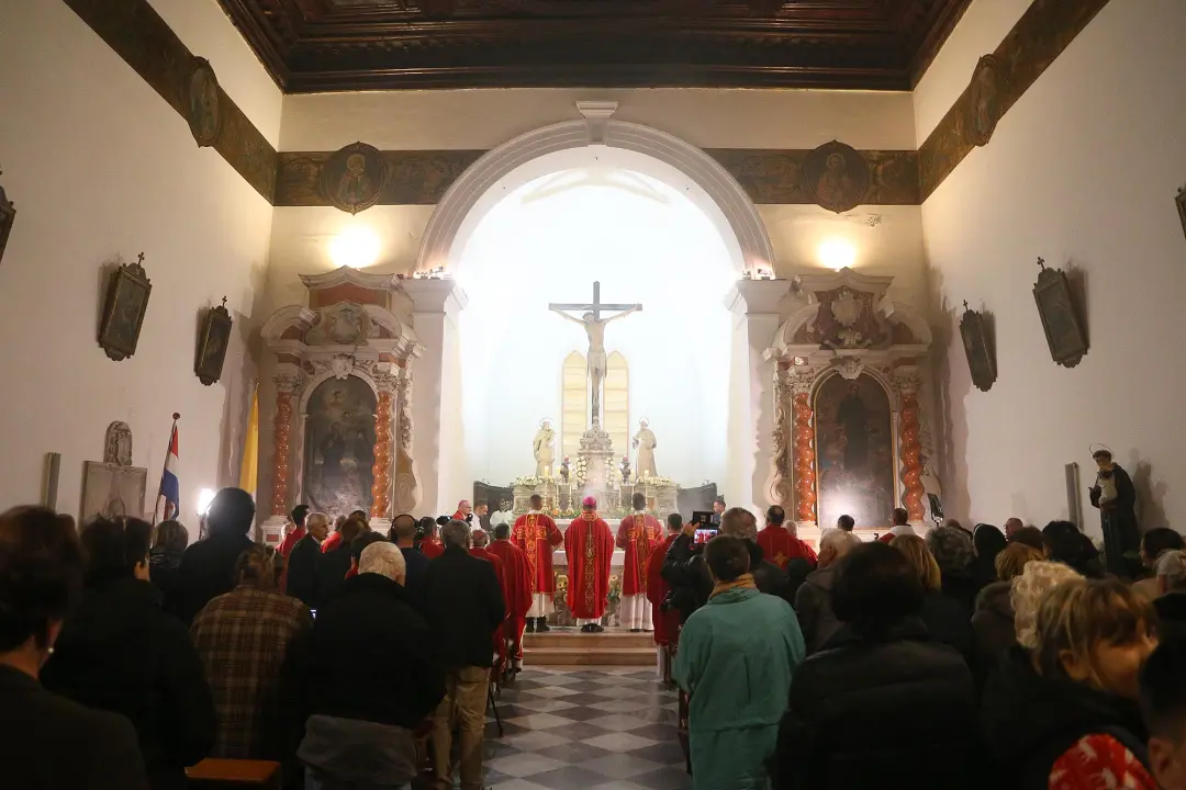 Misom i procesijom u Šibeniku obilježen blagdan sv. Nikole Tavelića