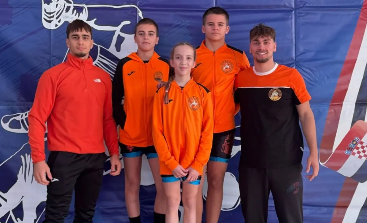 Hrvač Šibenika Ivan Shapovalov prvak Hrvatske u slobodnom stilu, Marta Mateja Višnjić brončana
