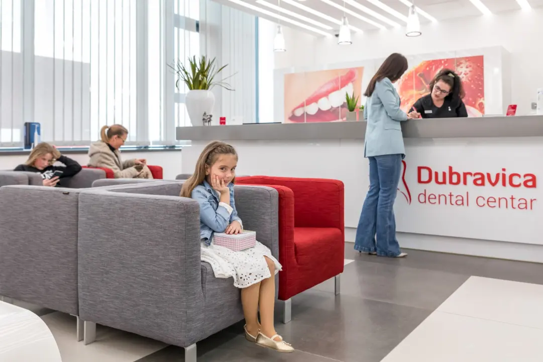 FOTO Saznajte sve o prozirnim aparatićima na Danima otvorenih vrata Dental centra Dubravica!