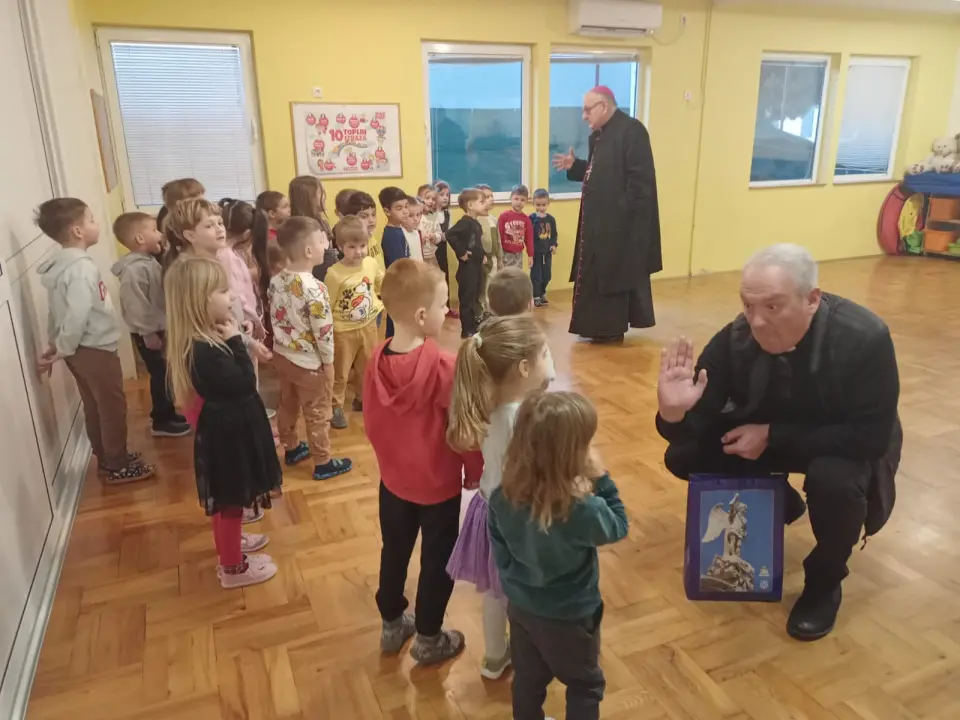 Biskup Tomislav Rogić u pastirskom pohodu župi Ražine