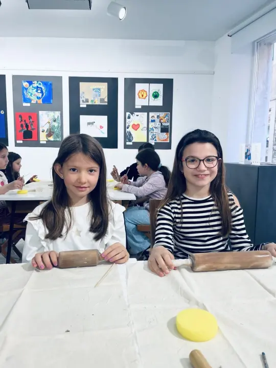 Mali kipari: Školarci iz Unešića izrađivali predmete s motivima katedrale sv. Jakova