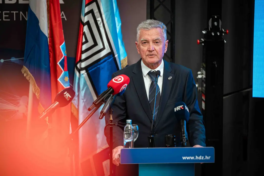Šibenski HDZ proslavio rođendan: 'Šibenčani će dobiti novu proširenu rivu i moćan ulaz u grad'