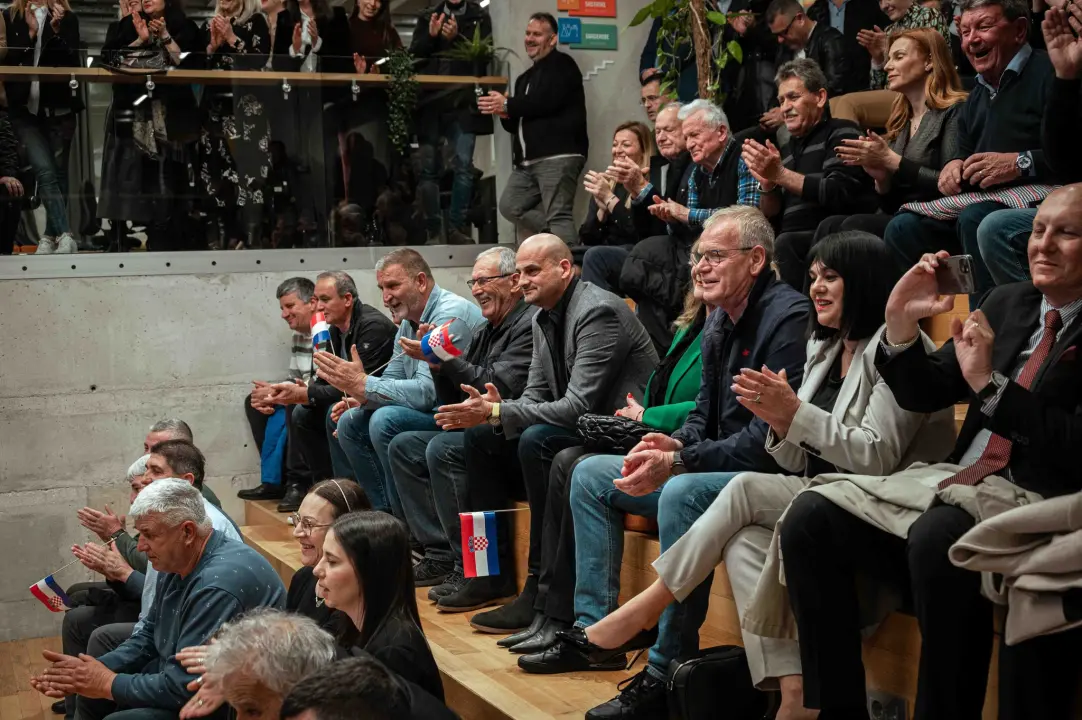 Šibenski HDZ proslavio rođendan: 'Šibenčani će dobiti novu proširenu rivu i moćan ulaz u grad'