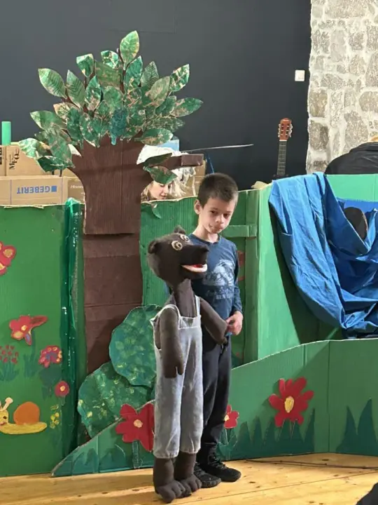 Mali lutkari iz šibenskih vrtića u Art podrumu održali smotru dječjih lutkarskih igrokaza