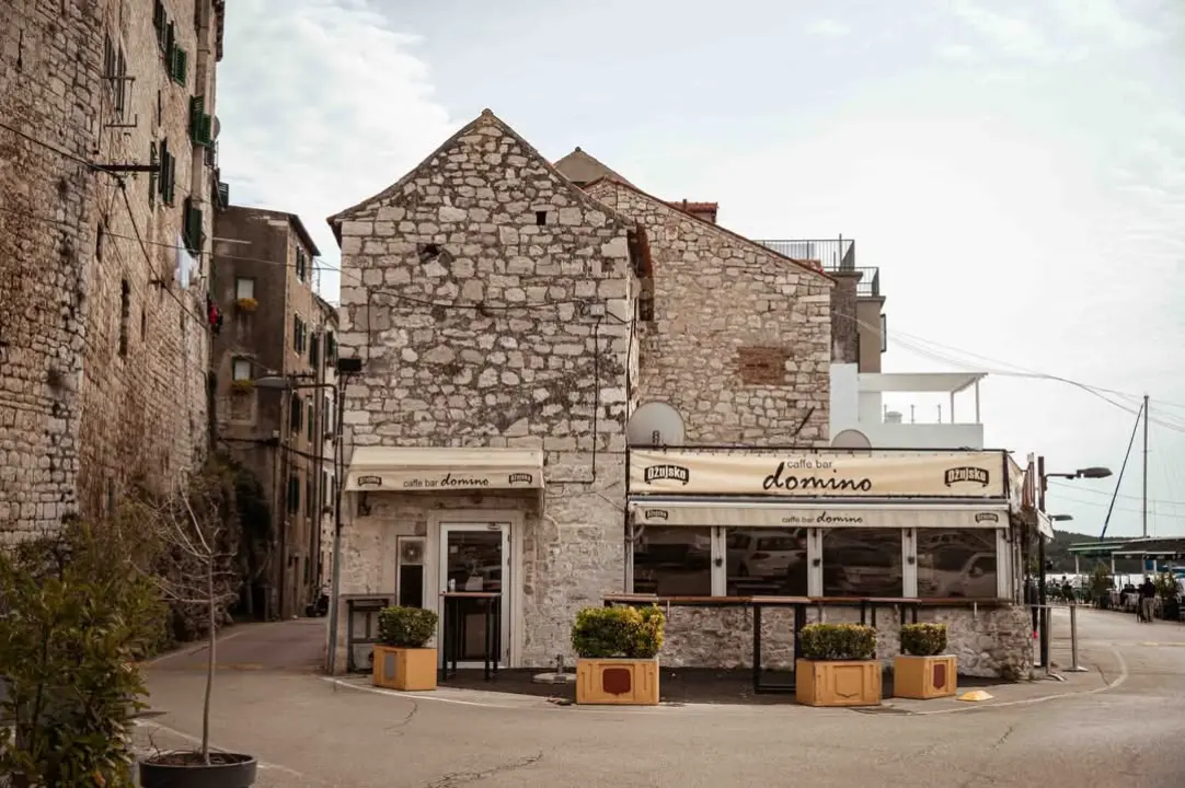 Dolac – povijesna duša Šibenika s mediteranskim šarmom
