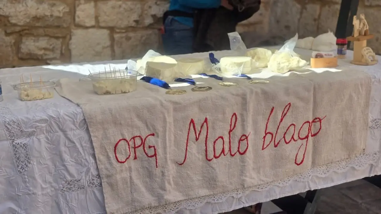 Sunčana subota i guštanje na Marendi na Maloj loži