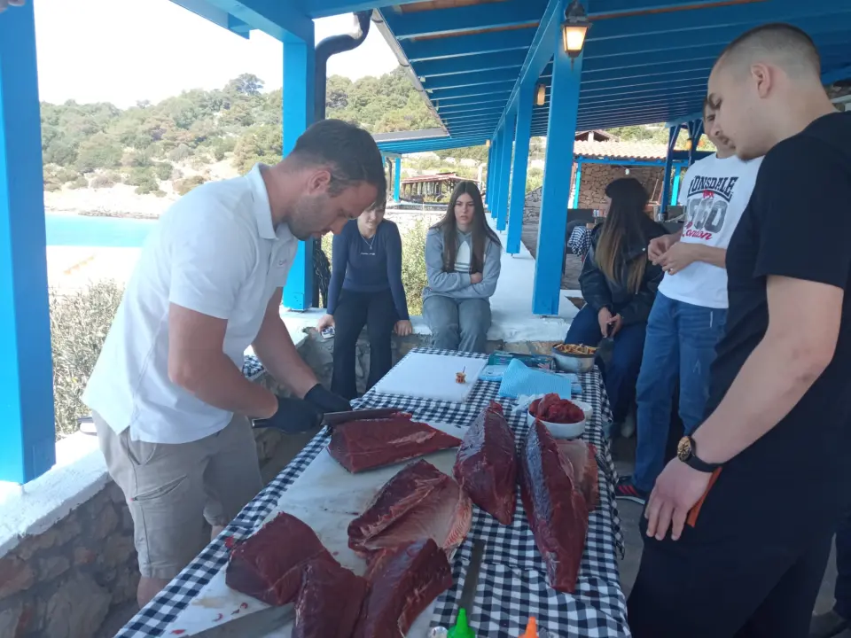 Japanska kulinarska čarolija na Kapriju: Učenici šibenskog TUŠ-a učili od chefa Enrica Krluka