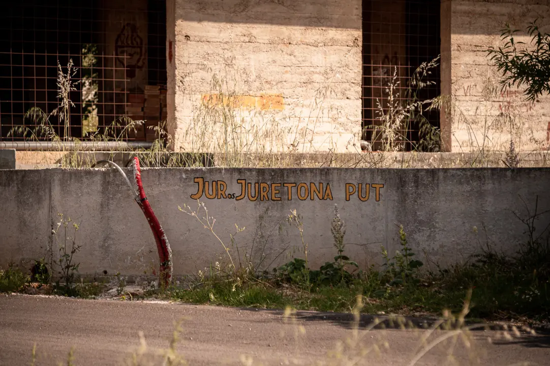 FOTO Ulica ugodna za život: Putem Jurasa i dalje dominira ogromni Tuđmanov kip
