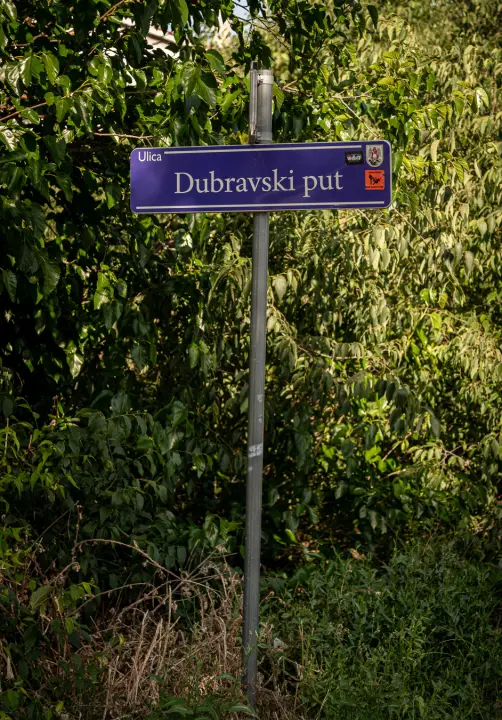 FOTO Ulica ugodna za život: Putem Jurasa i dalje dominira ogromni Tuđmanov kip
