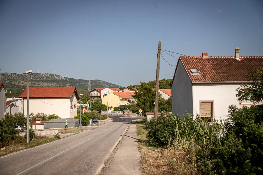 FOTO Ulica ugodna za život: Putem Jurasa i dalje dominira ogromni Tuđmanov kip