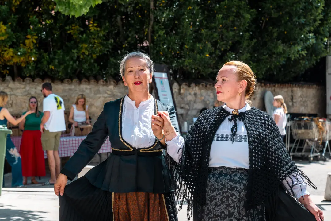 Bobi, vino i kolo: Skradinska marenda spojila tradiciju, glazbu i mirise domaće kuhinje