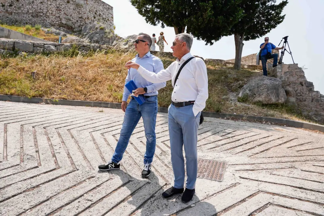 Nakon niza analiza i istraživanja potpisan ugovor za projekt Dvostrukog bedema