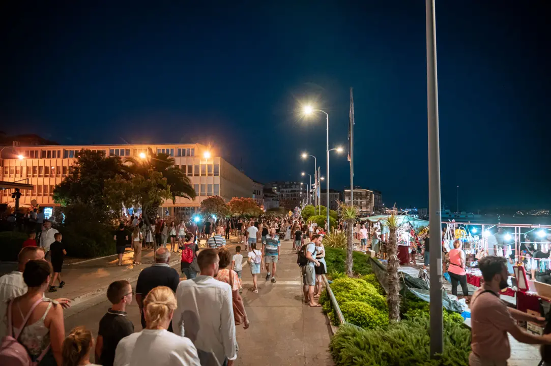 Spektakularan vatromet i grupa Rišpet označili kraj svečanog otvorenja 65. MDF-a
