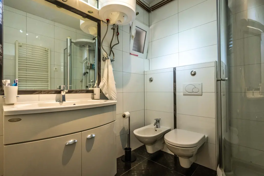 FOTO Izvrsna prilika: Prodaje se apartmanska kuća na vrhunskoj lokaciji