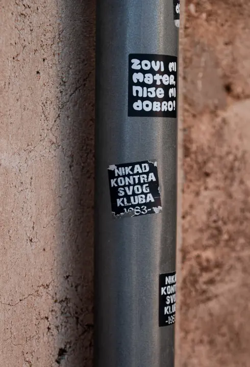 Na brdu iznad Šibenika: Mažurice s pogledom na grad, mirom i zajedništvom