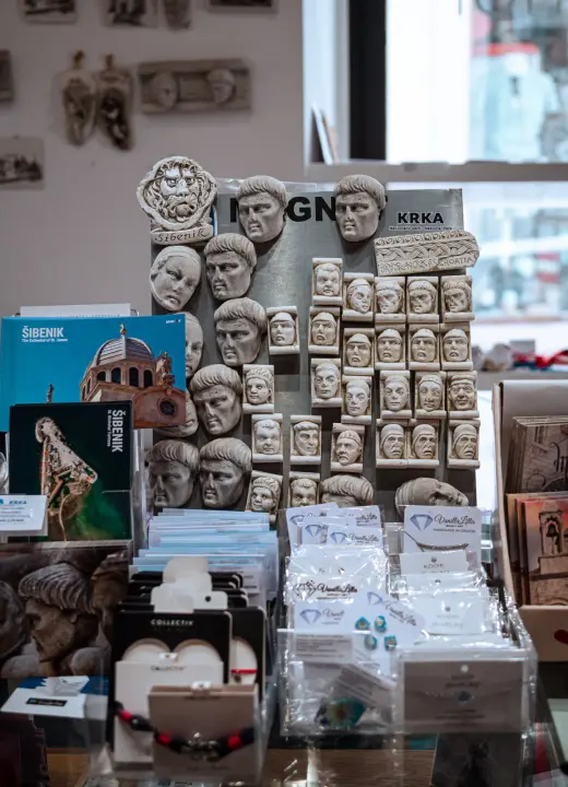 FOTO Izaberite savršen poklon u staroj gradskoj jezgri!