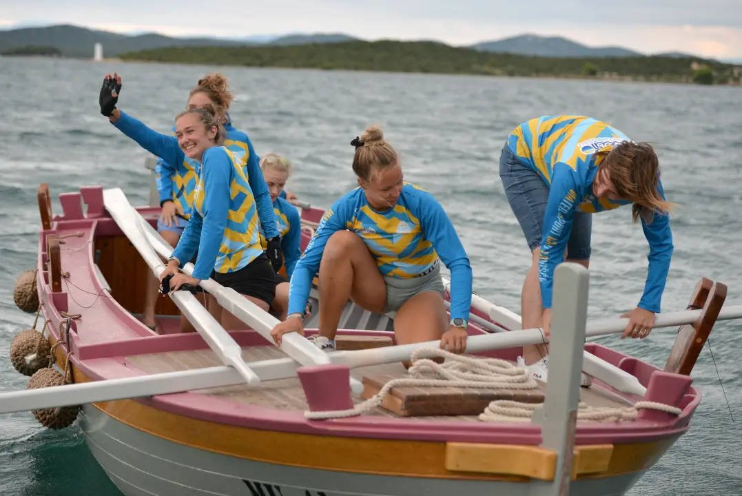 Održana ženska veslačka regata u Betini: Pogledajte koje su ekipe bile najbolje