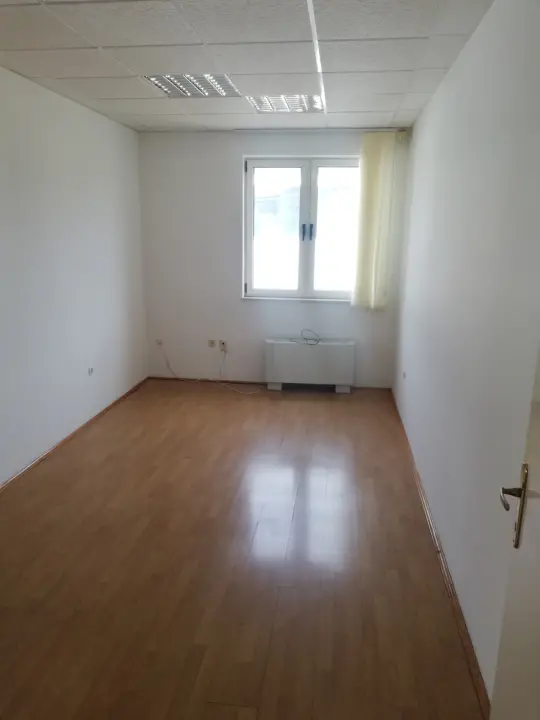 FOTO Iznajmljuju se poslovni prostori na top lokaciji u Šibeniku