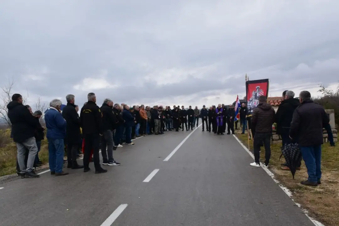 Obilježavanje 32. godišnjice ratnog zločina nad hrvatskim braniteljima u Dragišićima
