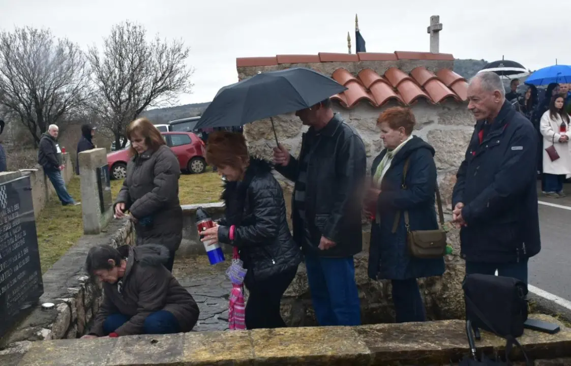 Obilježavanje 32. godišnjice ratnog zločina nad hrvatskim braniteljima u Dragišićima
